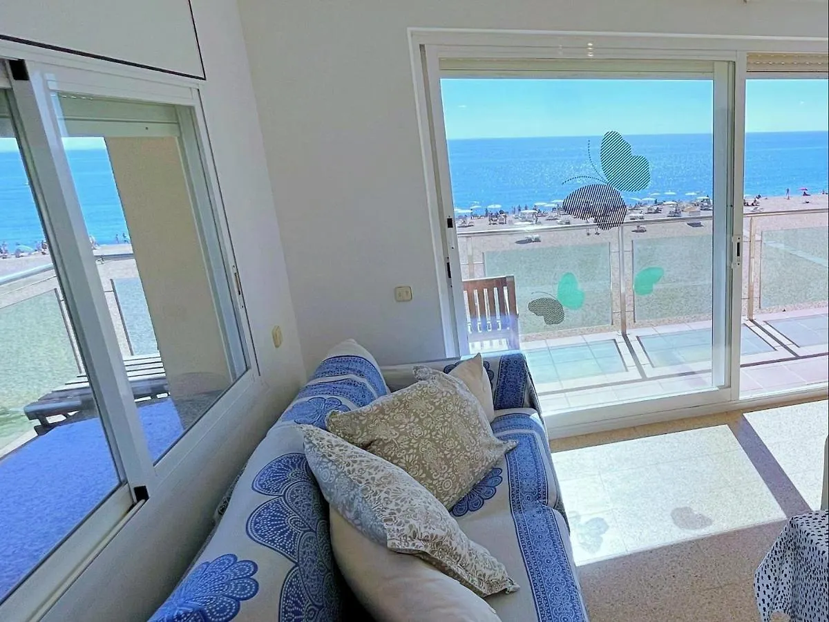 Apartment Apartamento En Primera Linea De Mar Santa Susanna