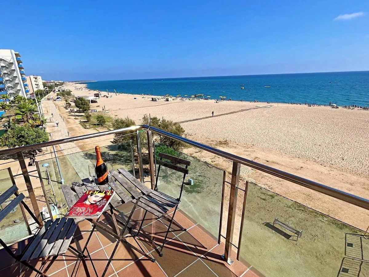 Apartamento En Primera Linea De Mar Santa Susanna 0*,  Spain