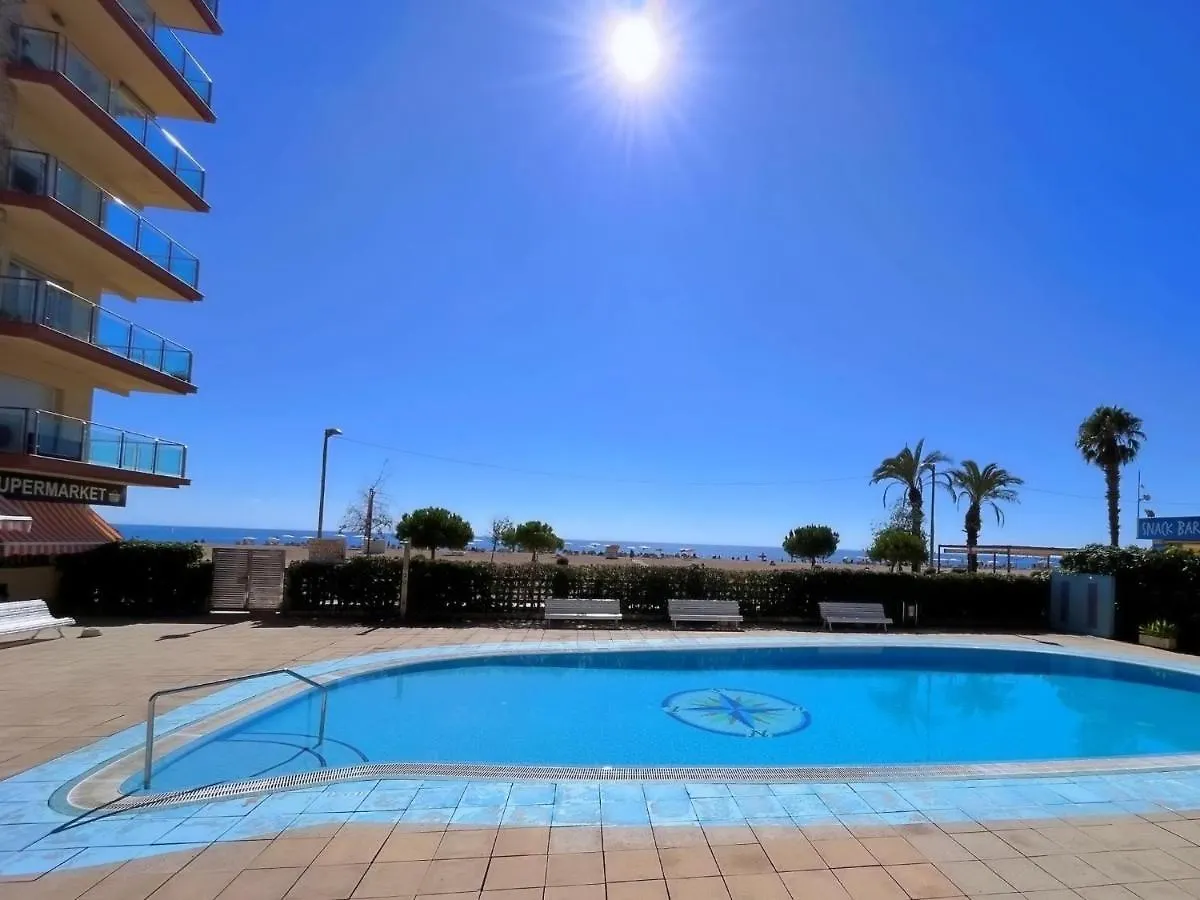 Apartment Apartamento En Primera Linea De Mar Santa Susanna