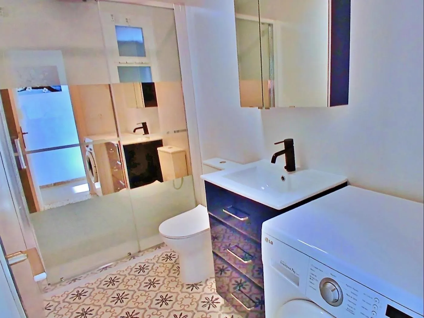 Apartamento En Primera Linea De Mar Santa Susanna Spain