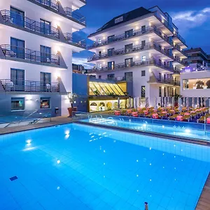 4* Hotel Alhambra
